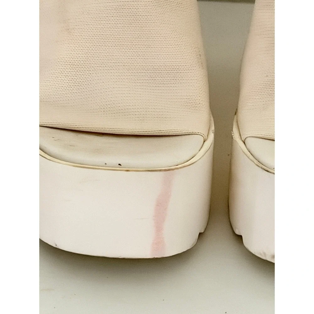 Steve Madden Platform Mules Sz 7.5 White Chunky Block Heel Square Toe Y2K 90s